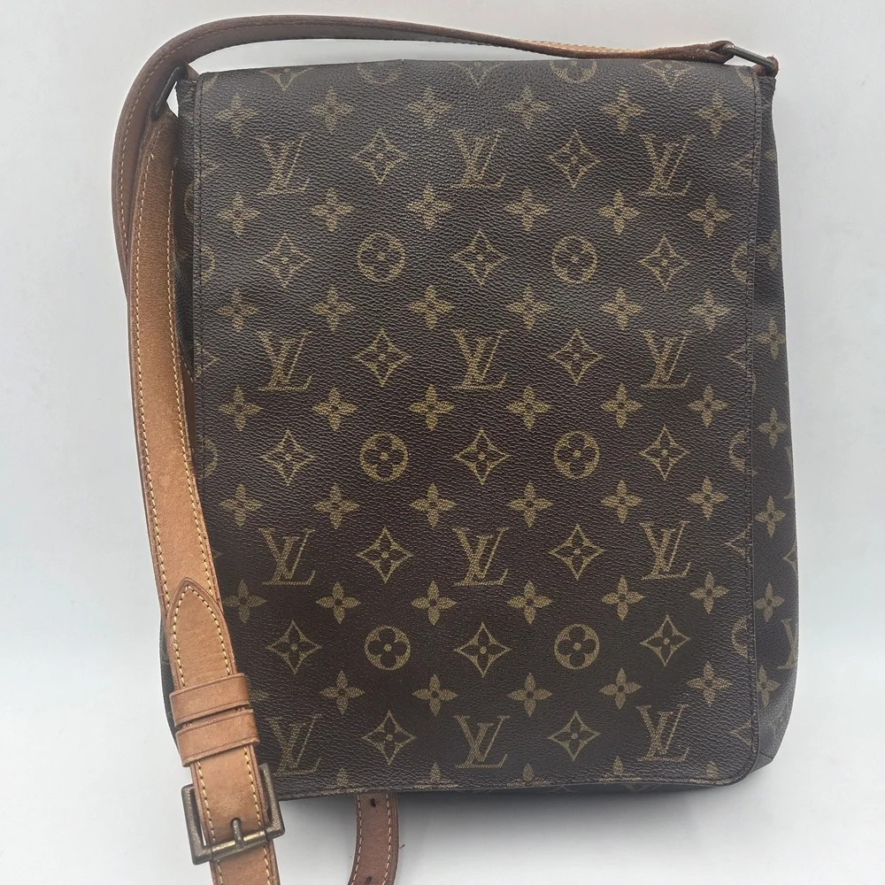 Authentic Louis Vuitton Brown Monogram Musette Salsa GM Shoulder Bag
